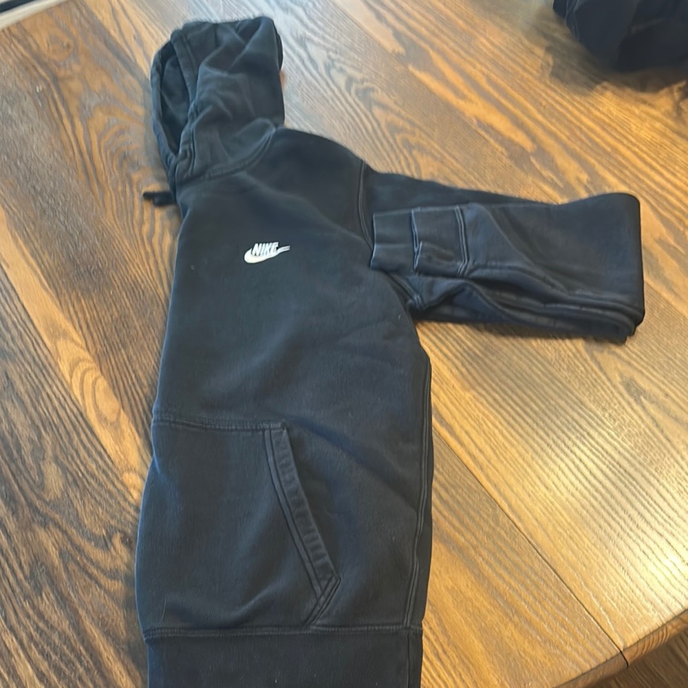 Nike Black Hoodie with Front Pocket